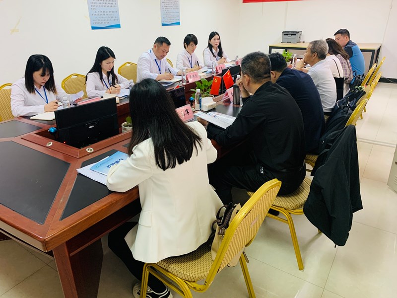 2024年3月27日，自治區(qū)財(cái)政廳領(lǐng)導(dǎo)蒞臨我公司開展調(diào)研工作